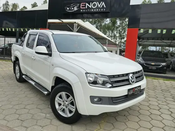 VOLKSWAGEN AMAROK 2.0 TRENDLINE 4X4 CD 16V TURBO INTERCOOLER DIESEL 4P AUTOMÁTICO