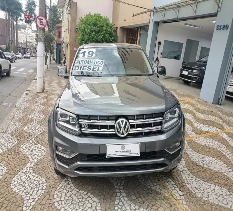 VOLKSWAGEN AMAROK 3.0 V6 TDI DIESEL HIGHLINE CD 4MOTION AUTOMÁTICO