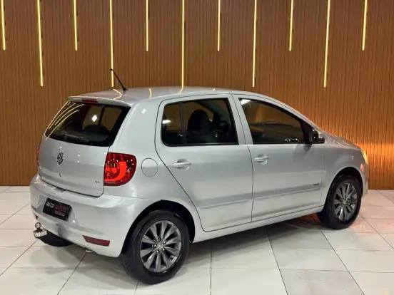 VOLKSWAGEN-FOX-1.6 MI 8V FLEX 4P MANUAL VOLKSWAGEN-FOX-2011