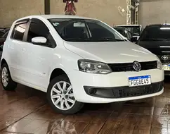 VOLKSWAGEN FOX 1.0 MI TREND 8V FLEX 4P MANUAL VOLKSWAGEN FOX 1.0 MI TREND 8V FLEX 4P MANUAL