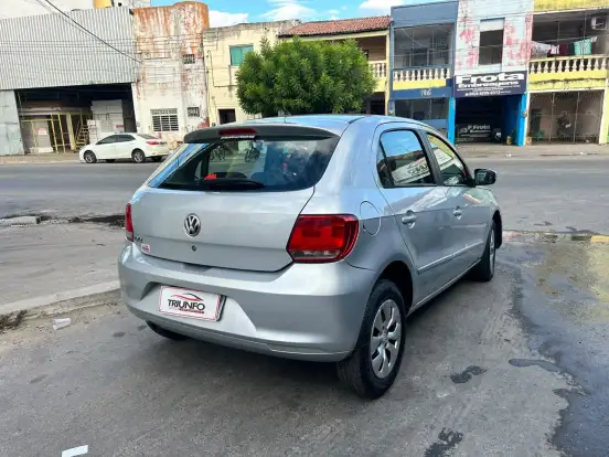 VOLKSWAGEN-GOL-2014