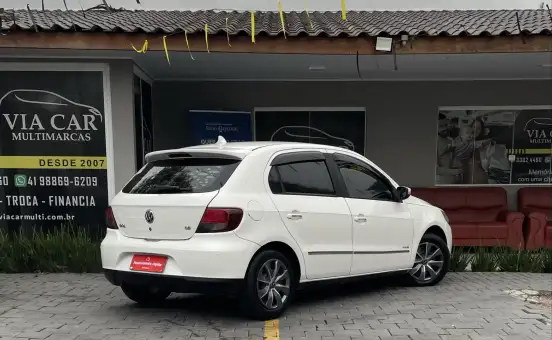 VOLKSWAGEN-GOL-2010