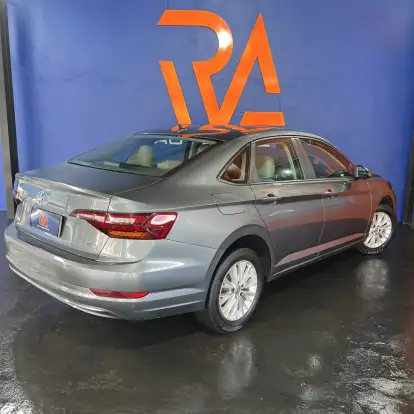 VOLKSWAGEN-JETTA-2019