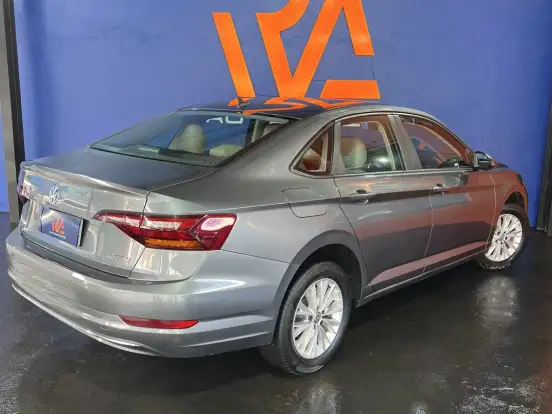VOLKSWAGEN-JETTA-1.4 250 TSI TOTAL FLEX TIPTRONIC VOLKSWAGEN-JETTA-2019