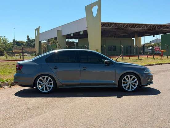 VOLKSWAGEN-JETTA-1.4 16V TSI COMFORTLINE GASOLINA 4P TIPTRONIC VOLKSWAGEN-JETTA-2016