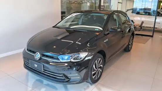 VOLKSWAGEN-POLO-2023