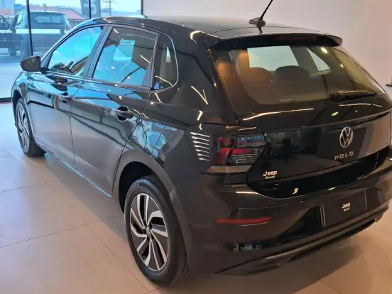 VOLKSWAGEN-POLO-1.0 170 TSI HIGHLINE AUTOMÁTICO VOLKSWAGEN-POLO-2023