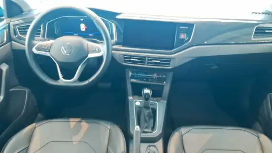 VOLKSWAGEN-POLO-2023
