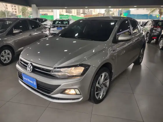 VOLKSWAGEN POLO 1.0 200 TSI HIGHLINE AUTOMÁTICO