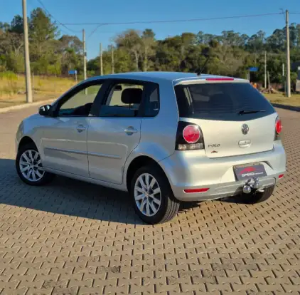 VOLKSWAGEN-POLO-1.6 MI 8V FLEX 4P MANUAL VOLKSWAGEN-POLO-2012