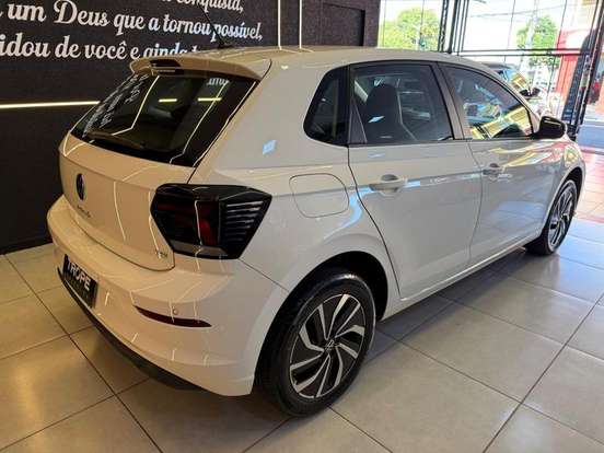 VOLKSWAGEN-POLO-1.0 170 TSI HIGHLINE AUTOMÁTICO VOLKSWAGEN-POLO-2025