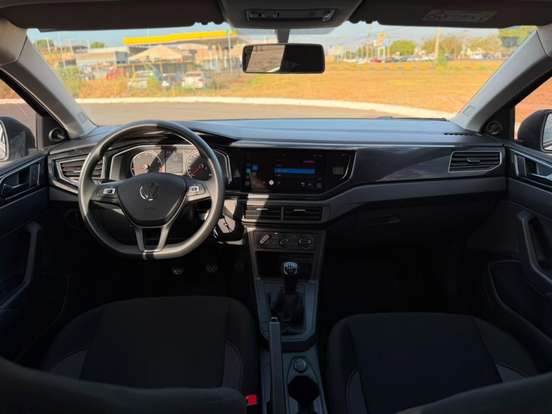 VOLKSWAGEN-POLO-2025