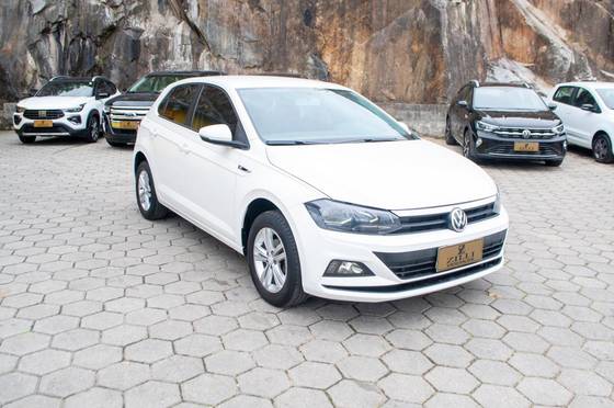 VOLKSWAGEN POLO 1.6 MSI TOTAL FLEX AUTOMÁTICO