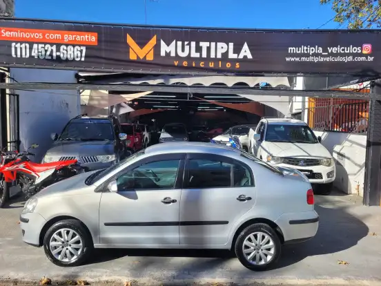 VOLKSWAGEN-POLO SEDAN-1.6 MI 8V FLEX 4P MANUAL VOLKSWAGEN-POLO SEDAN-2009