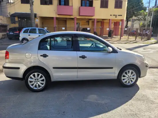 VOLKSWAGEN-POLO SEDAN-1.6 MI 8V FLEX 4P MANUAL VOLKSWAGEN-POLO SEDAN-2009
