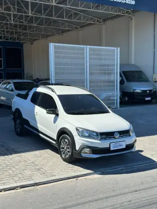 VOLKSWAGEN SAVEIRO 1.6 CROSS CD 16V FLEX 2P MANUAL