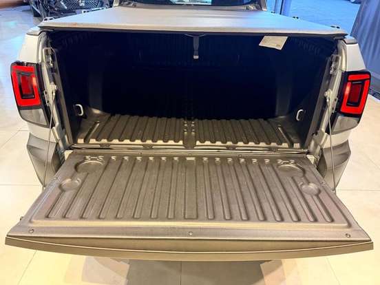 VOLKSWAGEN-SAVEIRO-2024