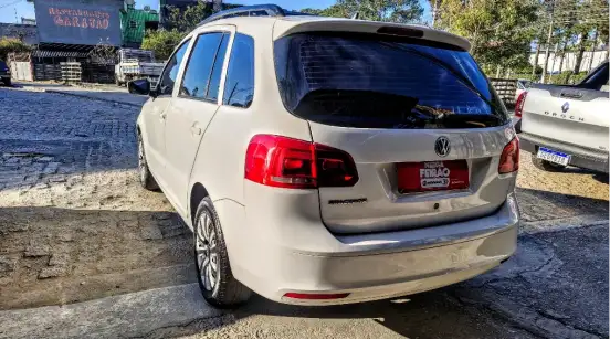 VOLKSWAGEN-SPACEFOX-2014