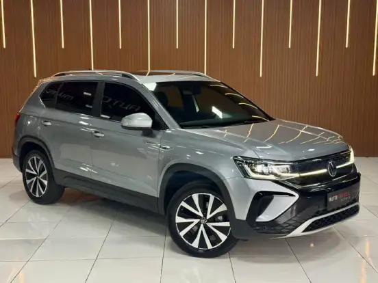VOLKSWAGEN-TAOS-2022