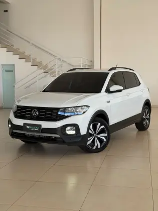 VOLKSWAGEN T-CROSS 1.0 200 TSI TOTAL FLEX COMFORTLINE AUTOMÁTICO
