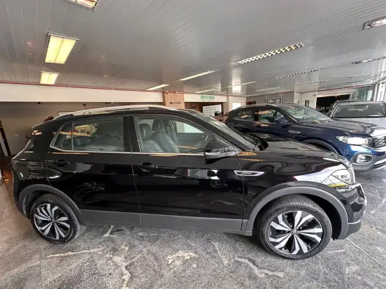VOLKSWAGEN-T-CROSS-2022