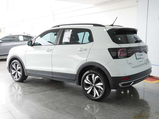 VOLKSWAGEN-T-CROSS-1.0 200 TSI TOTAL FLEX COMFORTLINE AUTOMÁTICO VOLKSWAGEN-T-CROSS-2023