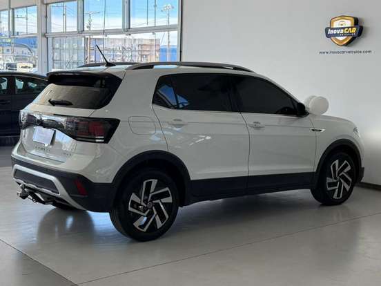 VOLKSWAGEN-T-CROSS-2024