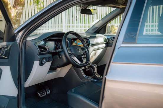 VOLKSWAGEN-T-CROSS-1.4 250 TSI TOTAL FLEX HIGHLINE AUTOMÁTICO VOLKSWAGEN-T-CROSS-2024