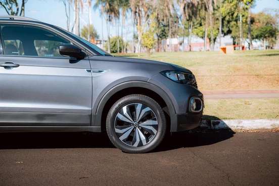 VOLKSWAGEN-T-CROSS-2024