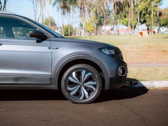VOLKSWAGEN-T-CROSS-1.4 250 TSI TOTAL FLEX HIGHLINE AUTOMÁTICO VOLKSWAGEN-T-CROSS-2024