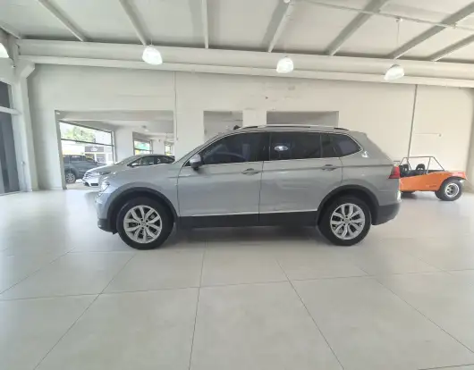 VOLKSWAGEN-TIGUAN-2019