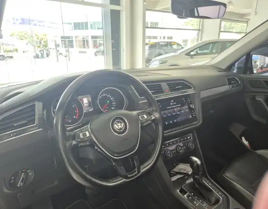 VOLKSWAGEN-TIGUAN-2019