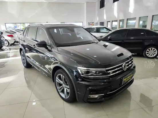 VOLKSWAGEN-TIGUAN-2020