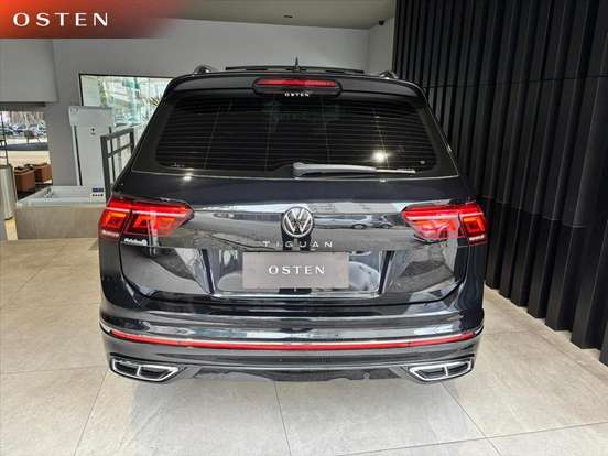 VOLKSWAGEN-TIGUAN-2023