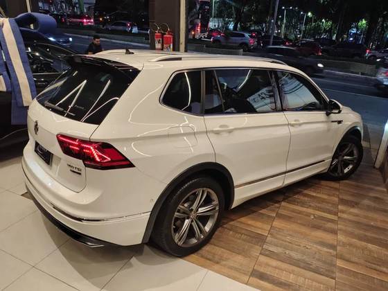 VOLKSWAGEN TIGUAN 2.0 350 TSI GASOLINA ALLSPACE R-LINE 4MOTION DSG