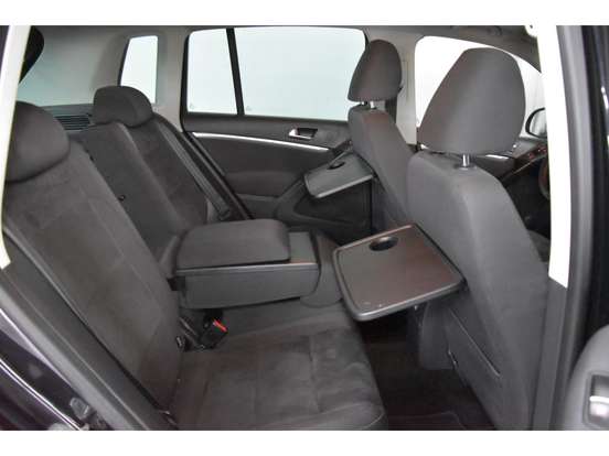 VOLKSWAGEN-TIGUAN-2014