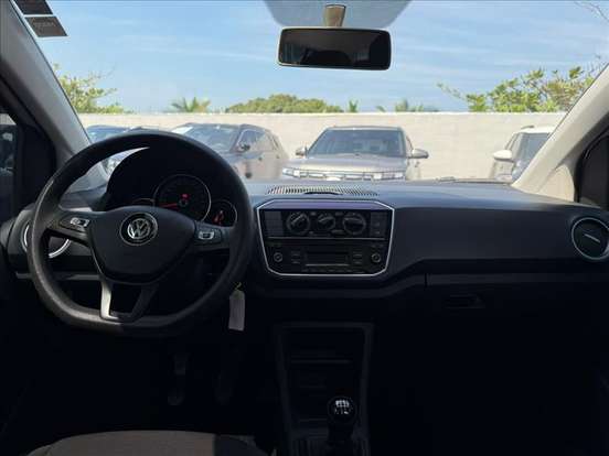 VOLKSWAGEN-UP-2019