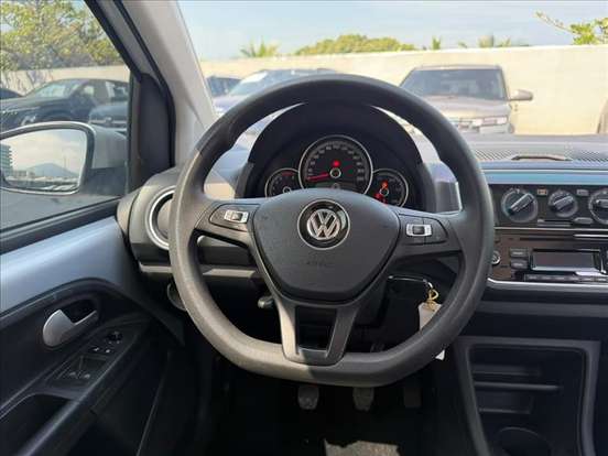 VOLKSWAGEN-UP-1.0 MPI TOTAL FLEX 4P MANUAL VOLKSWAGEN-UP-2019