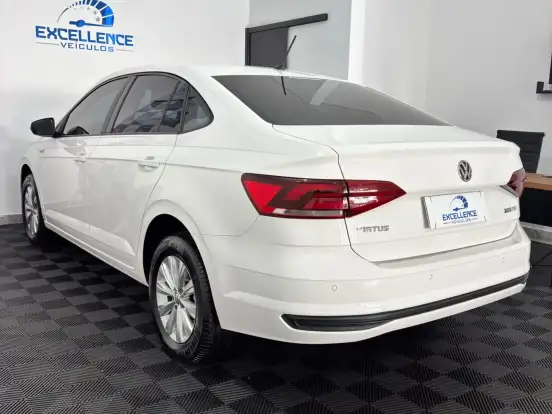VOLKSWAGEN-VIRTUS-1.0 200 TSI COMFORTLINE AUTOMÁTICO VOLKSWAGEN-VIRTUS-2020