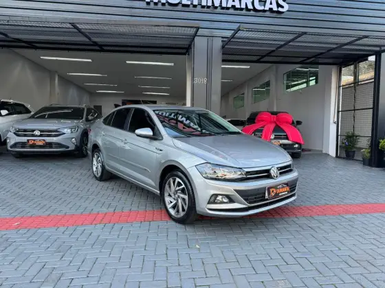 VOLKSWAGEN VIRTUS 1.0 200 TSI HIGHLINE AUTOMÁTICO