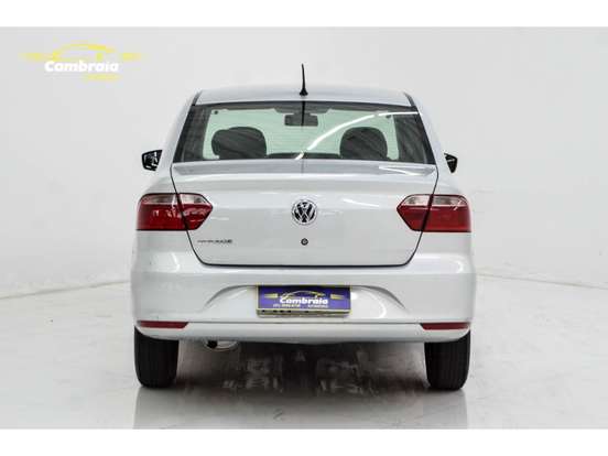 VOLKSWAGEN-VOYAGE-2015