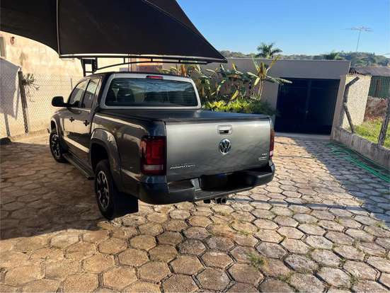 VOLKSWAGEN-AMAROK-2023
