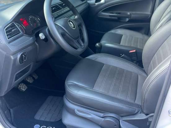 VOLKSWAGEN-GOL-1.0 12V MPI TOTALFLEX TRENDLINE 4P MANUAL VOLKSWAGEN-GOL-2017