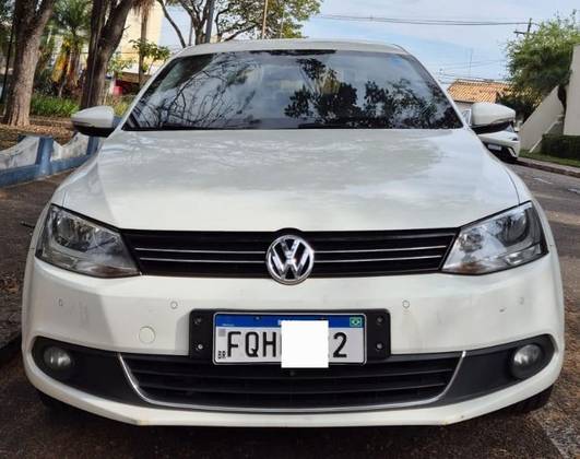 VOLKSWAGEN JETTA 2.0 TSI HIGHLINE 211CV GASOLINA 4P TIPTRONIC