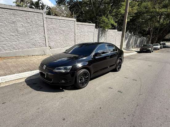 VOLKSWAGEN-JETTA-2.0 TSI HIGHLINE 211CV GASOLINA 4P TIPTRONIC VOLKSWAGEN-JETTA-2014