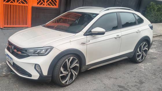 VOLKSWAGEN NIVUS 1.0 200 TSI TOTAL FLEX HIGHLINE AUTOMÁTICO
