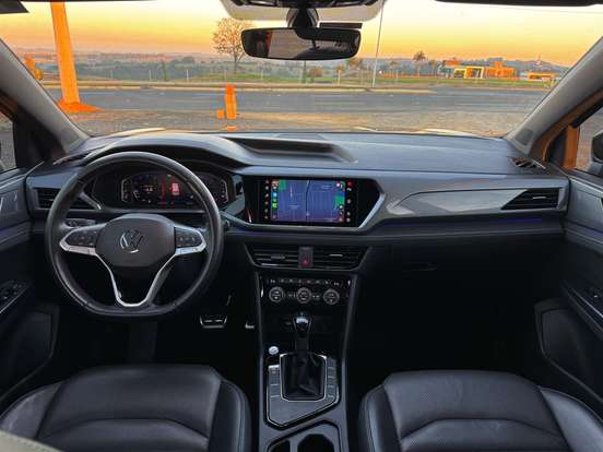 VOLKSWAGEN-TAOS-2022