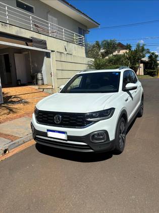VOLKSWAGEN T-CROSS 1.4 250 TSI TOTAL FLEX HIGHLINE AUTOMÁTICO