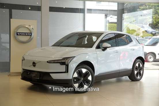 VOLVO-EX30-2024
