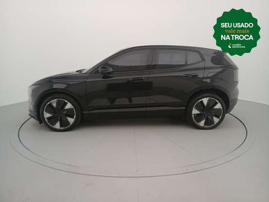 VOLVO-EX30-2024